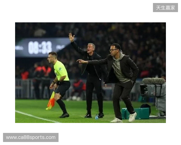 邮报：切尔西部分球员对罗塞尼尔的战术指示感到困惑